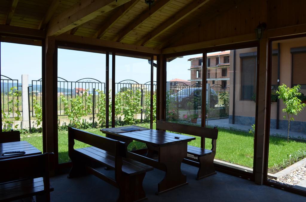 Guest House Georgievi Primorsko Eksteriør billede