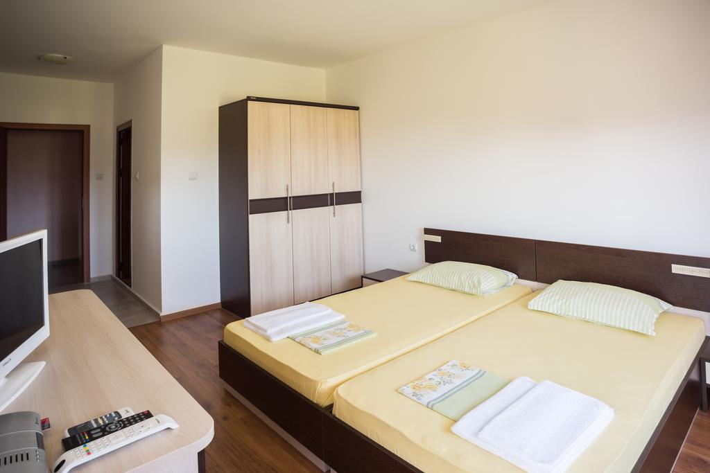 Guest House Georgievi Primorsko Eksteriør billede