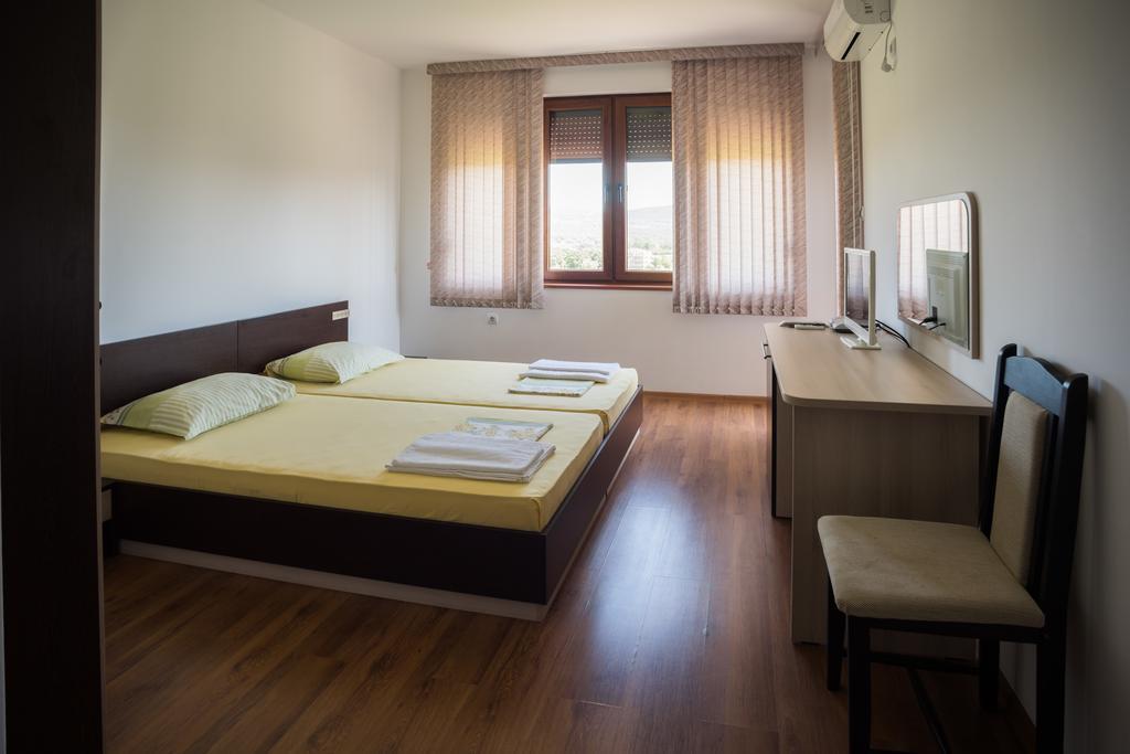 Guest House Georgievi Primorsko Eksteriør billede
