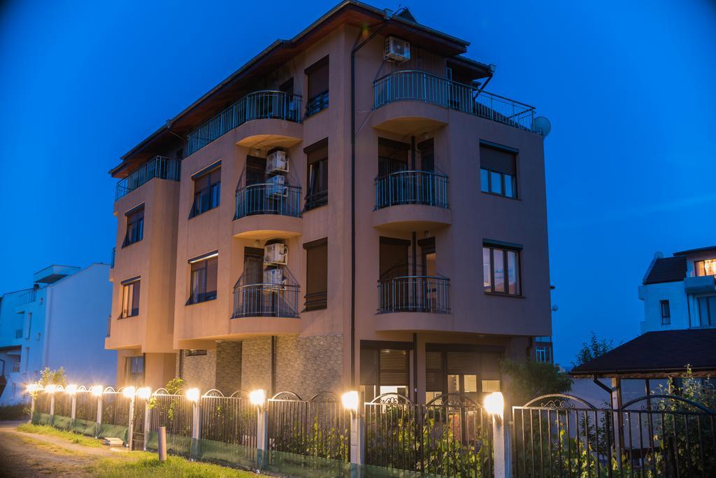 Guest House Georgievi Primorsko Eksteriør billede