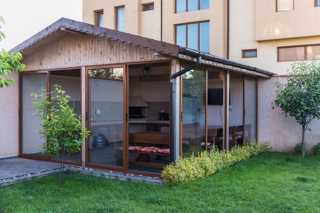 Guest House Georgievi Primorsko Eksteriør billede